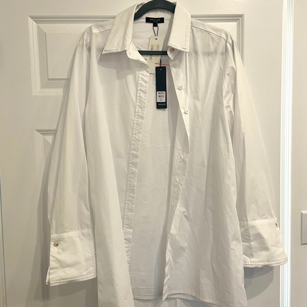 Beulah white button down size large BNWT